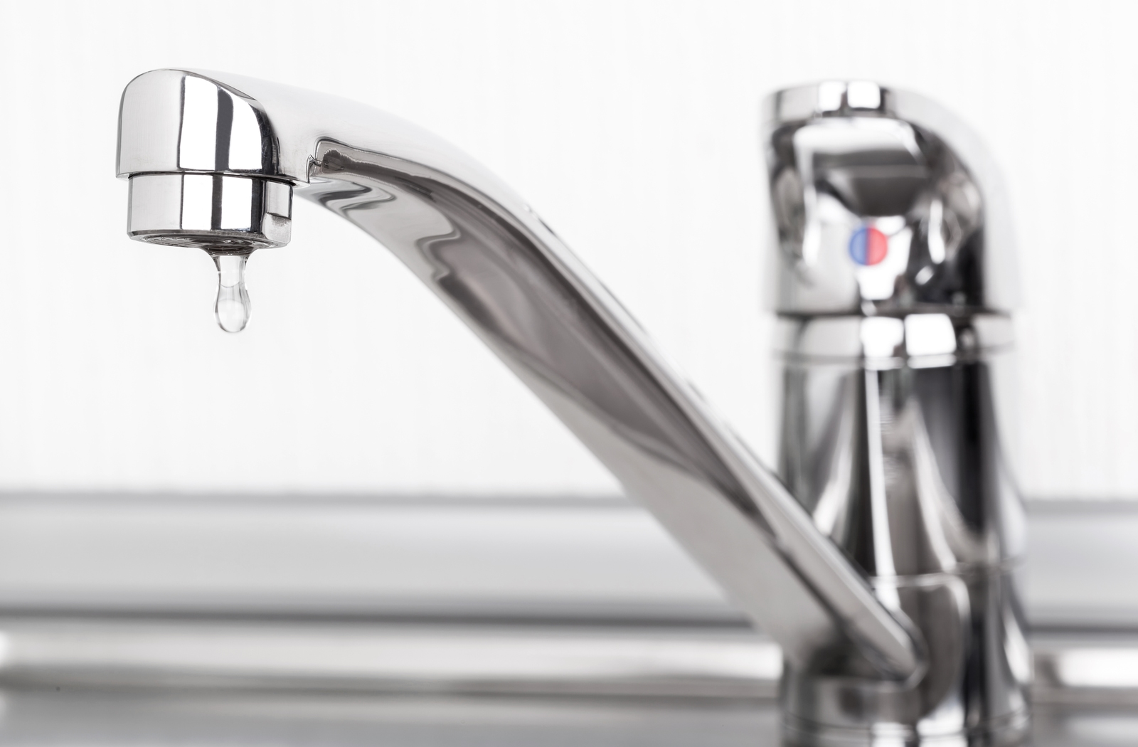 How To Fix A Leaky Faucet California
